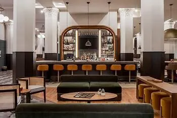 ****  The Last Hotel Saint Louis Stati Uniti